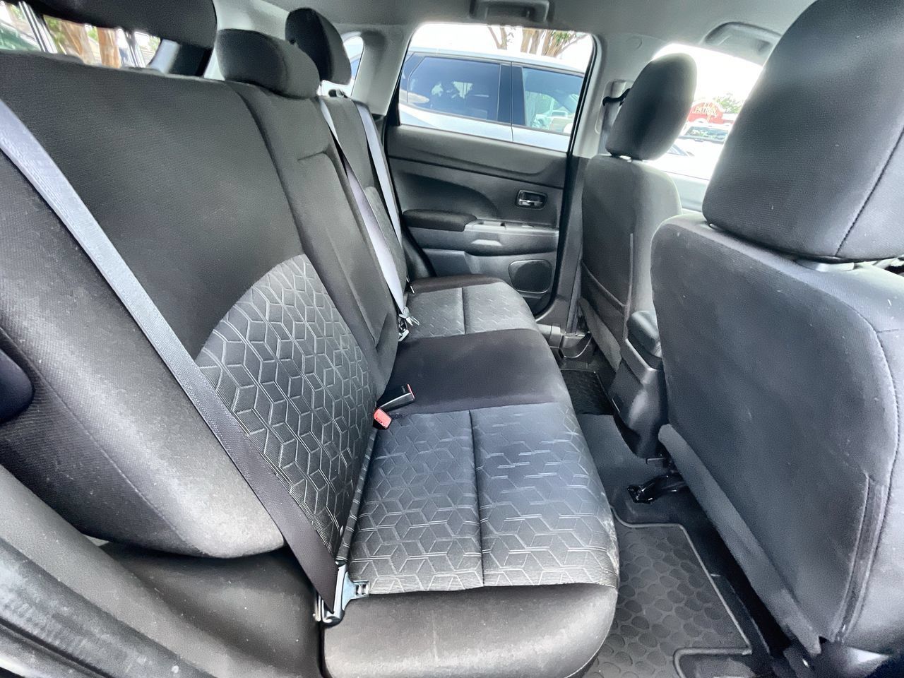 Used 2025 Mitsubishi Outlander Sport AWD image 23