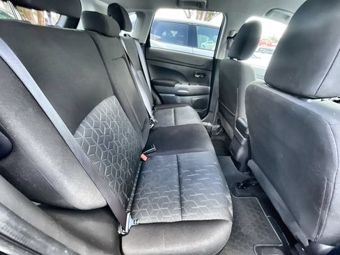 Used 2025 Mitsubishi Outlander Sport AWD image 23