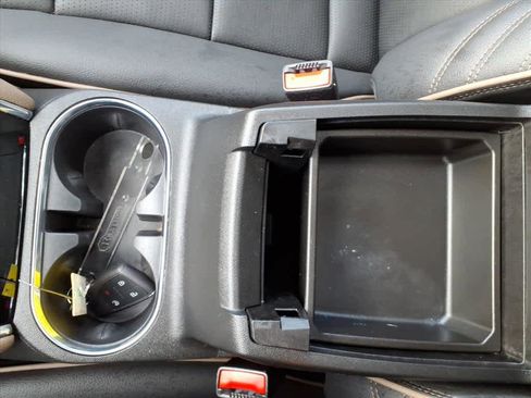 Used 2024 GMC Canyon Denali w/ LPO, Denali Black Edition image 25