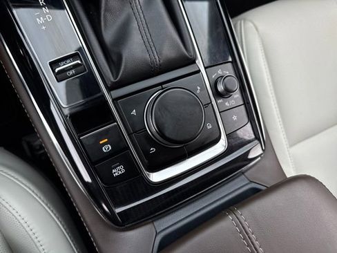 Certified 2025 MAZDA CX-30 2.5 Turbo w/ Premium Plus Pkg image 17