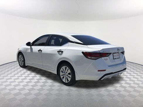 Used 2025 Nissan Sentra S FWD image 3