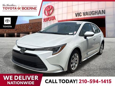 Used 2026 Toyota Corolla LE FWD image 1
