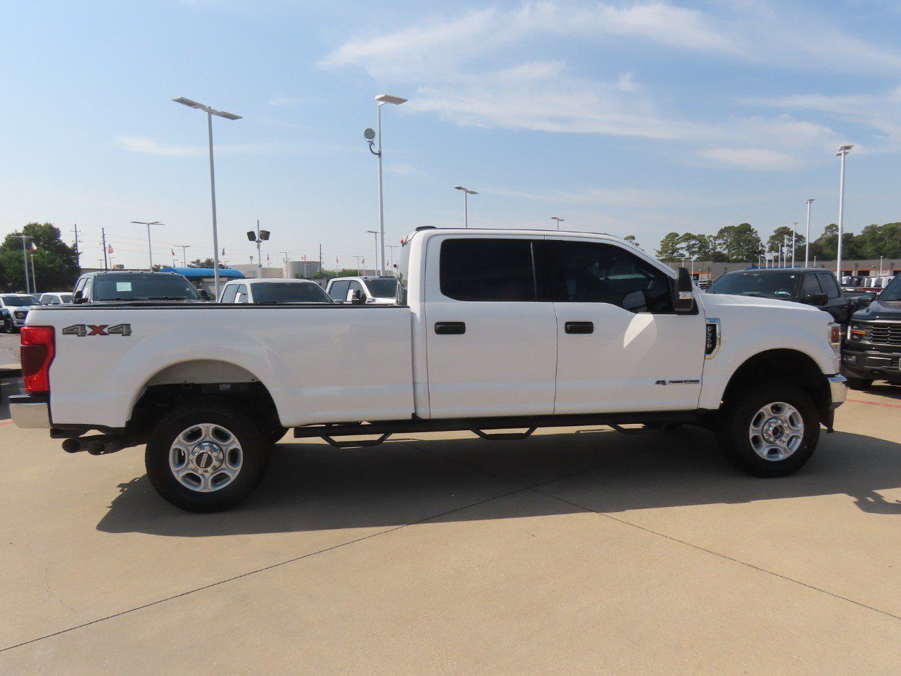 Used 2022 Ford F350 XLT w/ XLT Value Package AWD/4WD image 10