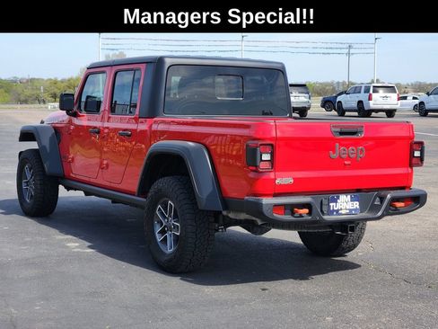 Used 2024 Jeep Gladiator Mojave w/ Safety Group AWD/4WD image 6