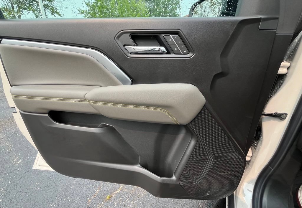 New 2026 Chevrolet Colorado ZR2 w/ ZR2 Bison Edition AWD/4WD image 7