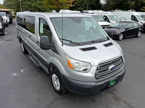 Used 2016 Ford Transit 350 XLT image 6