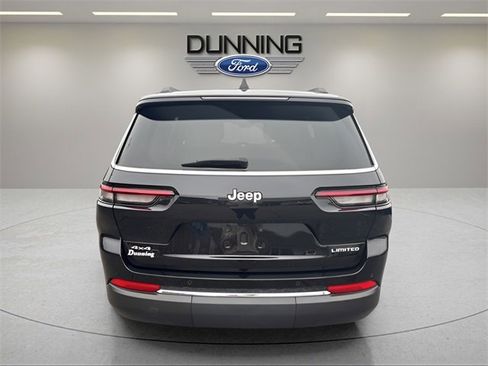 Used 2025 Jeep Grand Cherokee L Limited image 3