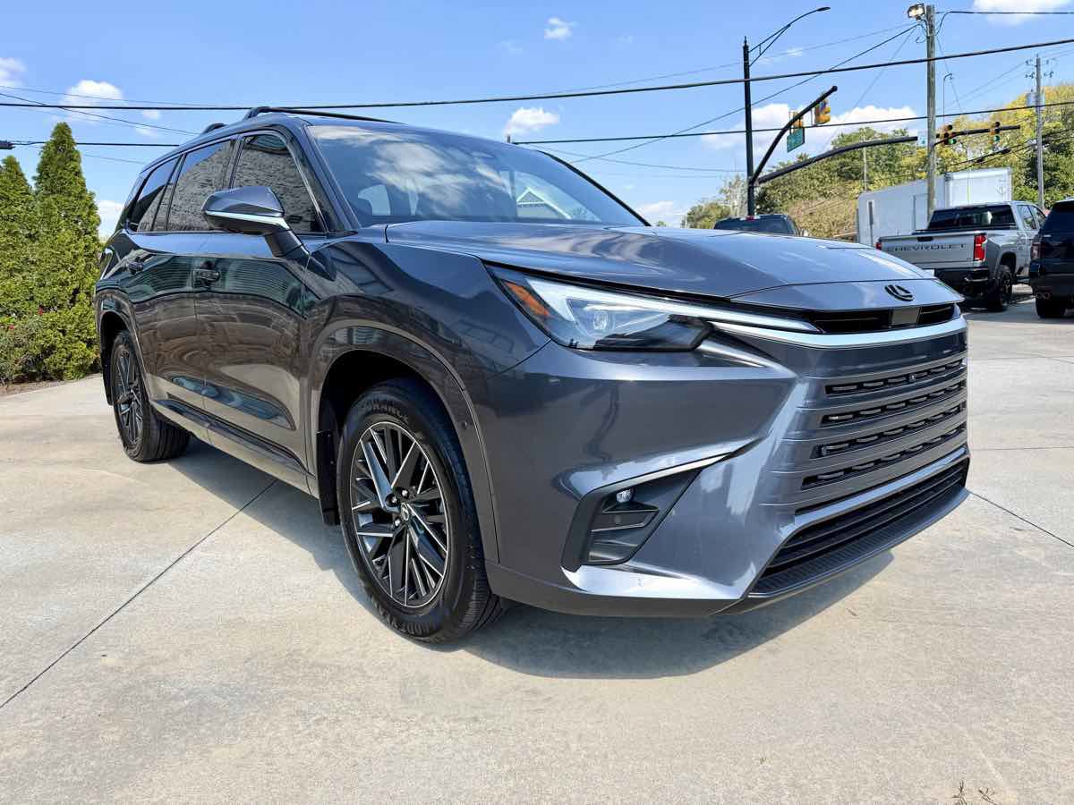 Used 2026 Lexus TX 350 AWD w/ Technology Package image 4