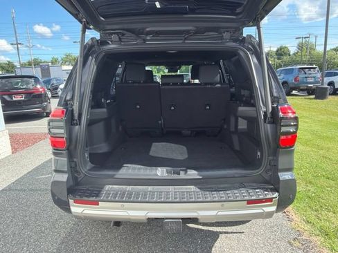 Used 2025 Toyota 4Runner Limited AWD/4WD image 8