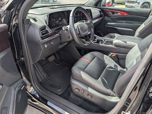 Certified 2024 Chevrolet Traverse RS image 5