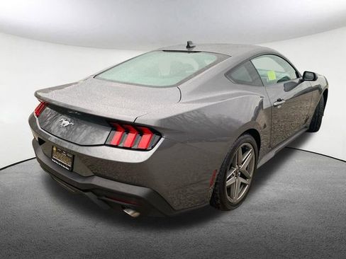 Used 2025 Ford Mustang Coupe RWD image 12