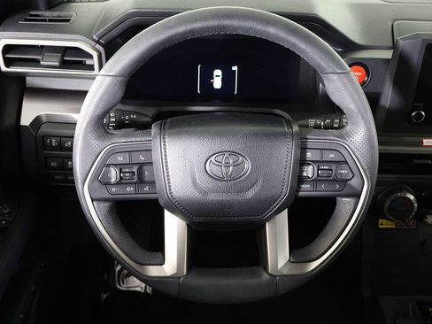 Used 2025 Toyota 4Runner TRD Off-Road image 37