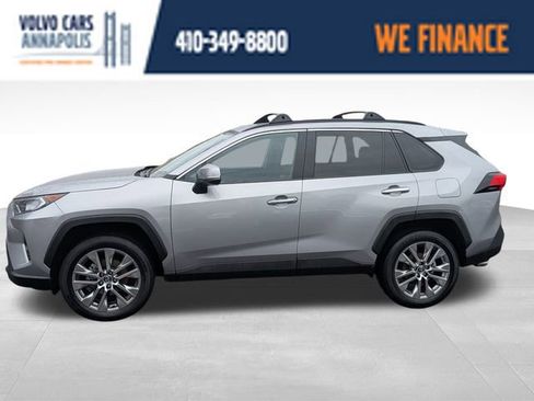 Used 2021 Toyota RAV4 Limited image 4