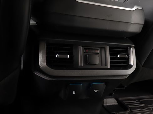 Used 2024 Ford F150 Platinum AWD/4WD image 28