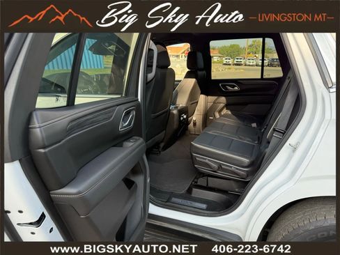 Used 2024 GMC Yukon SLT w/ Max Trailering Package image 17