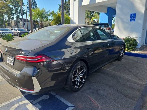 Used 2026 BMW 530i xDrive AWD/4WD image 7