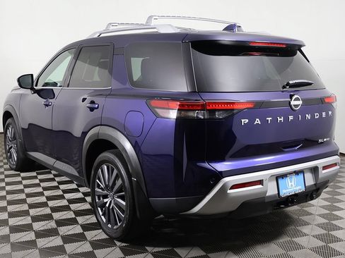 Used 2023 Nissan Pathfinder SL w/ SL Premium Package AWD/4WD image 12