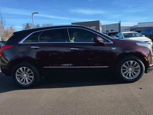 Used 2017 Cadillac XT5 Luxury w/ Driver Awareness Package image 9