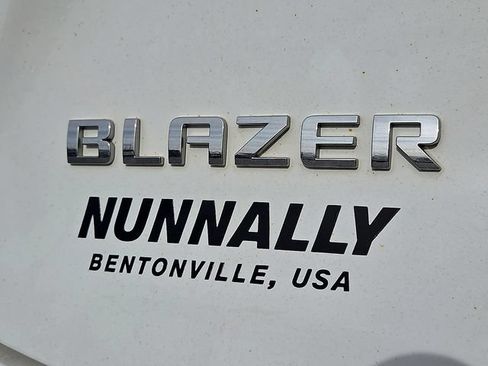 Used 2023 Chevrolet Blazer LT w/ Convenience Package FWD image 12