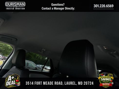Used 2024 Ford Explorer XLT w/ Equipment Group 202A AWD/4WD image 17