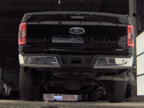 Used 2022 Ford F150 XLT w/ Equipment Group 302A High AWD/4WD image 9