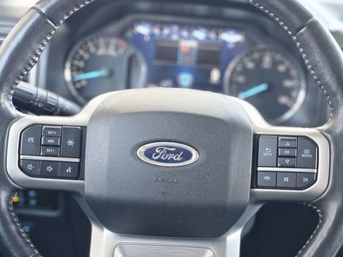 Used 2024 Ford Expedition Max XLT image 16