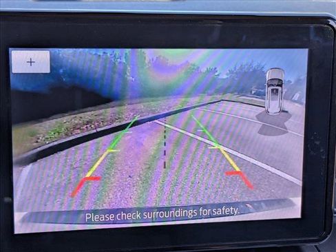 Used 2021 Ford Explorer XLT image 7