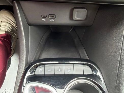 Certified 2024 Buick Encore GX Preferred w/ Comfort Package AWD/4WD image 28