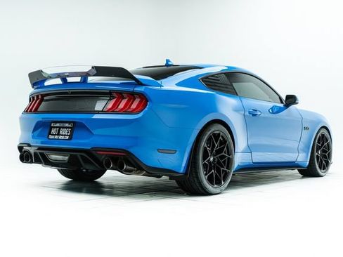 Used 2022 Ford Mustang GT Premium w/ GT Performance Package RWD image 12