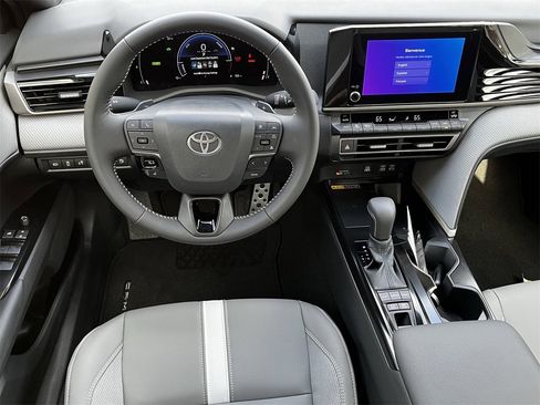 New 2026 Toyota Camry SE image 10