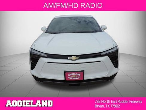Used 2026 Chevrolet Blazer EV LT FWD image 9