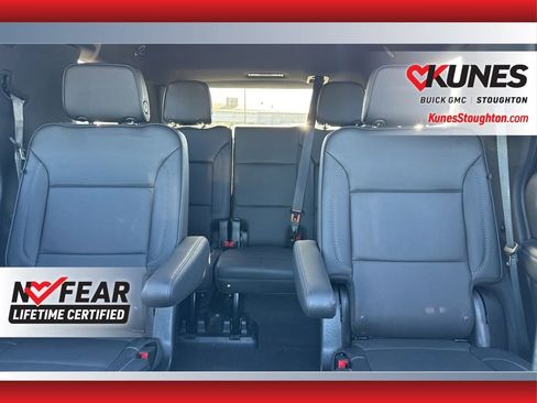 Used 2024 GMC Yukon Denali image 35
