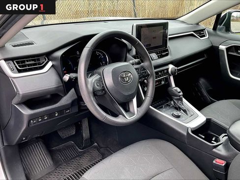 Used 2023 Toyota RAV4 XLE w/ Convenience Package AWD/4WD image 18