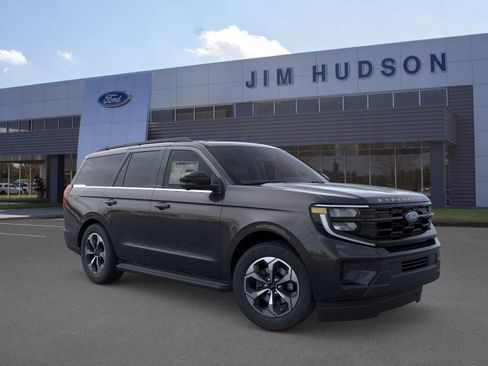 New 2026 Ford Expedition Active image 7