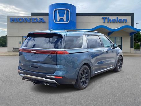 Used 2023 Kia Carnival SX FWD image 4