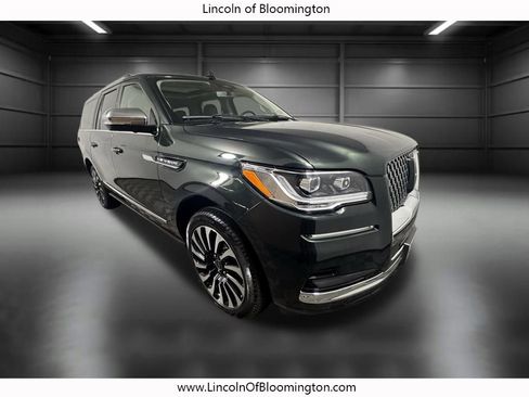 Used 2022 Lincoln Navigator L Black Label image 9