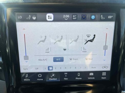 Used 2022 RAM 3500 Big Horn w/ Level B Equipment Group image 22