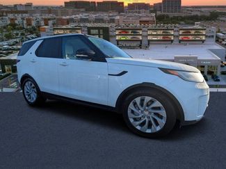 Used 2025 Land Rover Discovery S video 1