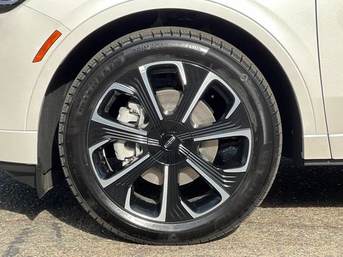 Used 2026 Lincoln Nautilus Reserve AWD/4WD image 34