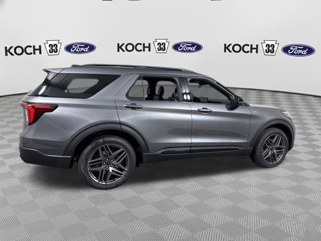 New 2026 Ford Explorer ST-Line w/ ST-Line Street Pack AWD/4WD image 9