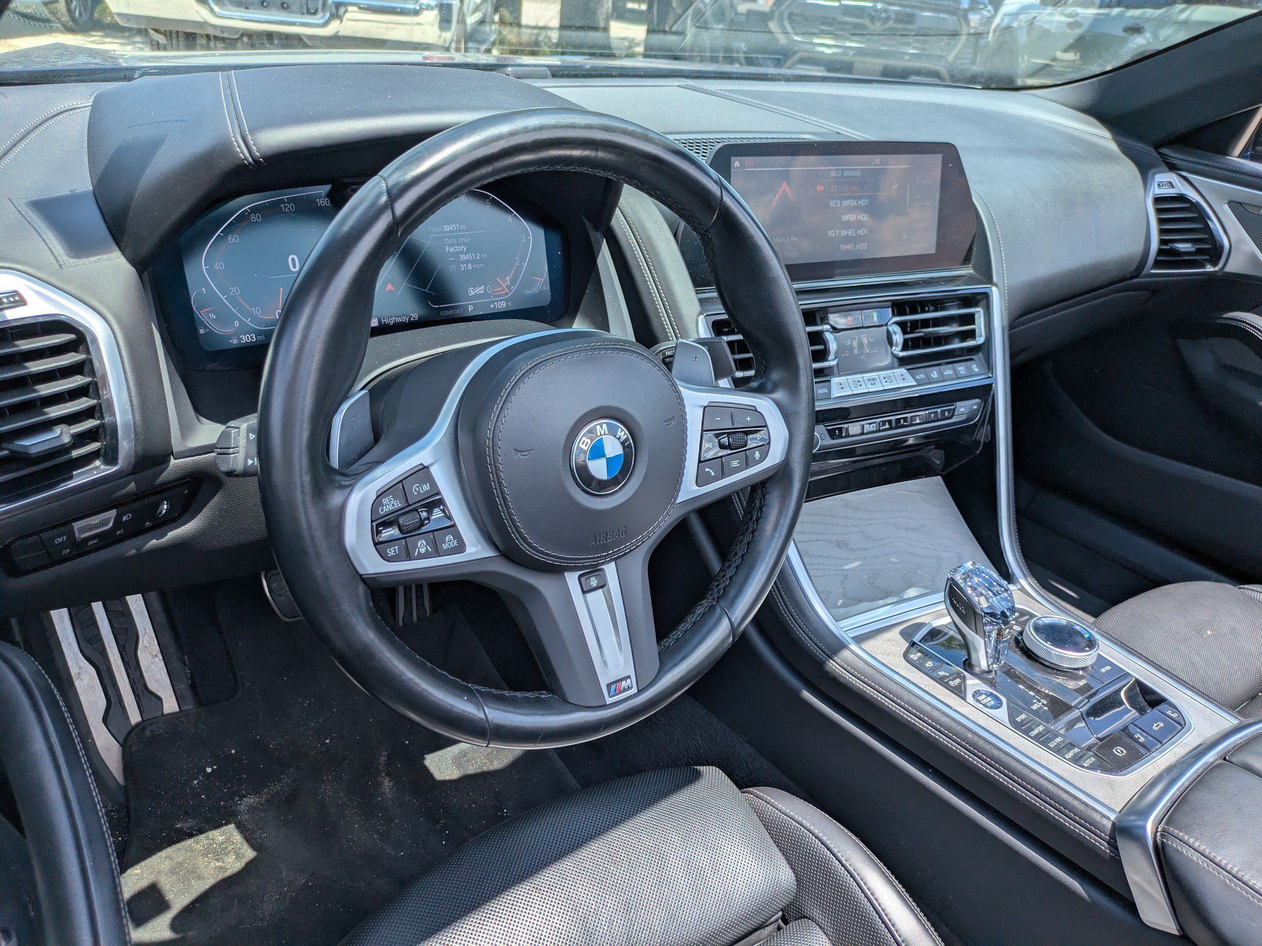 Used 2022 BMW 840i xDrive Convertible AWD/4WD image 16