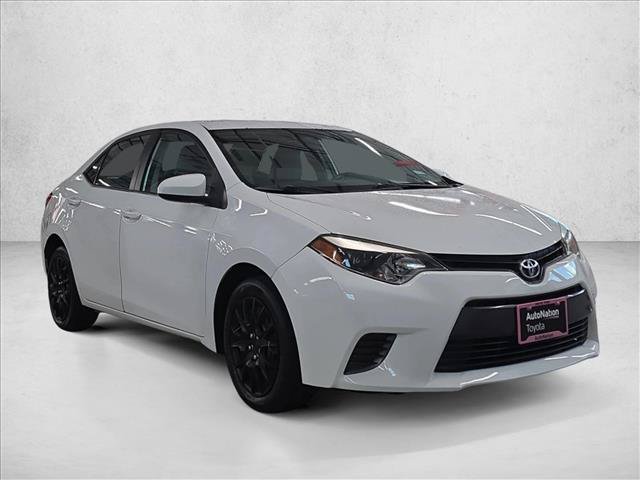 Used 2015 Toyota Corolla LE FWD image 3