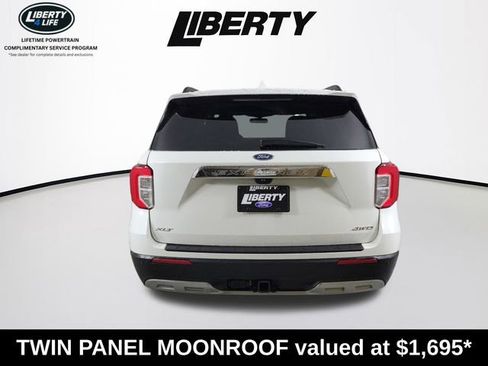 Used 2023 Ford Explorer XLT w/ Equipment Group 202A image 4