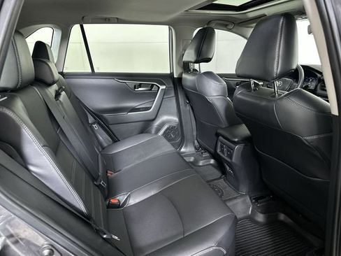 Used 2023 Toyota RAV4 Limited AWD/4WD image 28