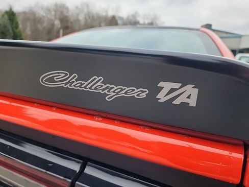 Used 2023 Dodge Challenger R/T w/ T/A Package image 7