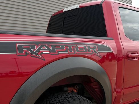 Used 2020 Ford F150 Raptor w/ Equipment Group 802A Luxury AWD/4WD image 9