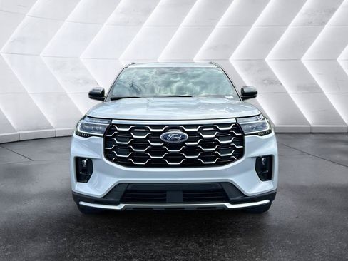 New 2026 Ford Explorer Platinum RWD image 2