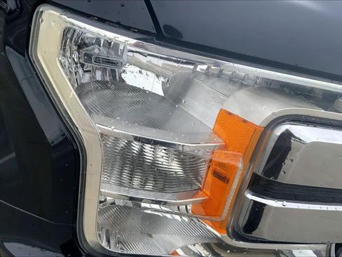 Used 2018 Ford F150 Lariat AWD/4WD image 24