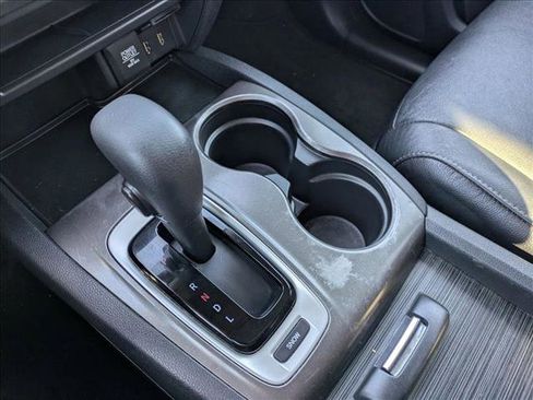 Used 2017 Honda Pilot EX-L image 12