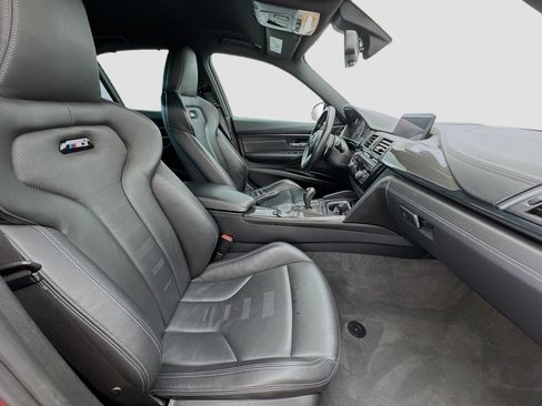 Used 2018 BMW M3 w/ Executive Package image 19